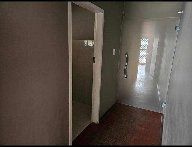 BUSINESS PROPERTY TO RENT IN MENLO PARK